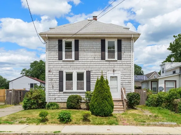 916 Sea St, Quincy, MA 02169