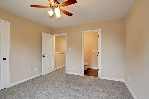 250 Fairview Ln #D — Photo 8