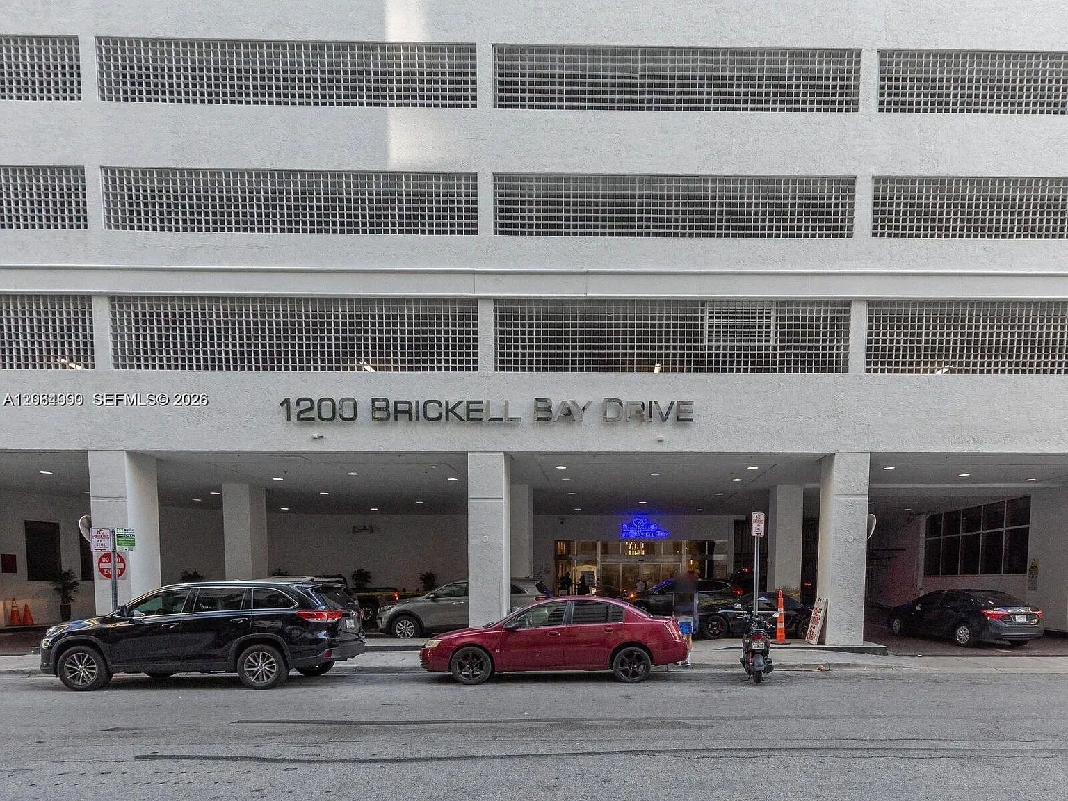 The Club At Brickell Bay — Photo 1