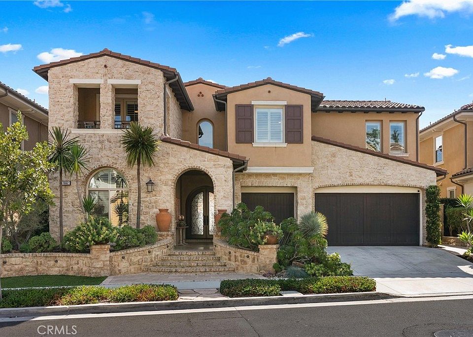1st image of 1662 Sunset View Dr