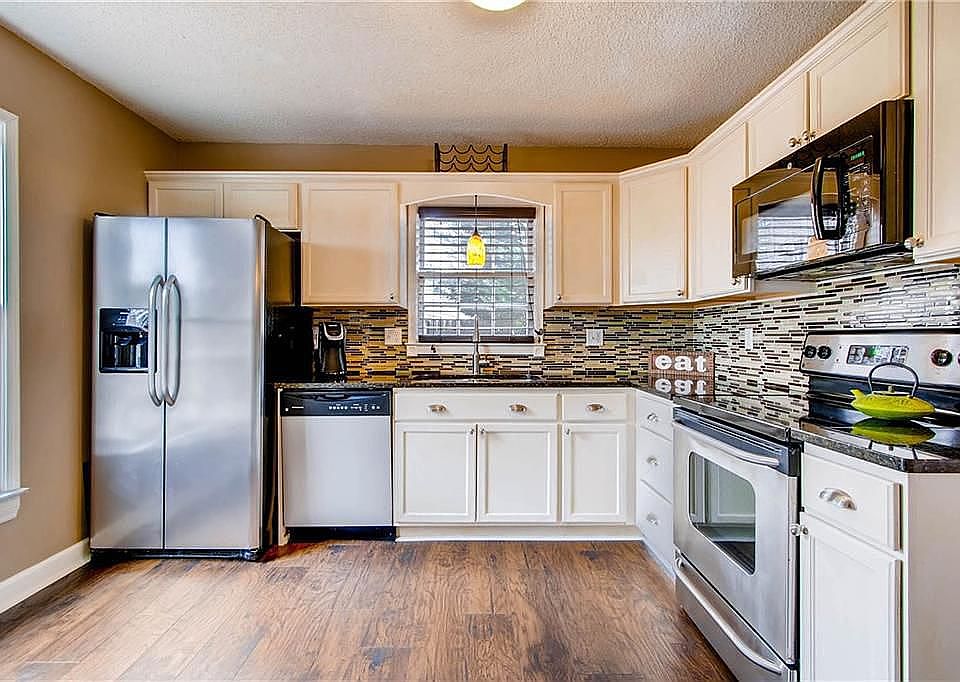 2453 Zachary Woods Dr NW, Marietta, GA 30064 Zillow