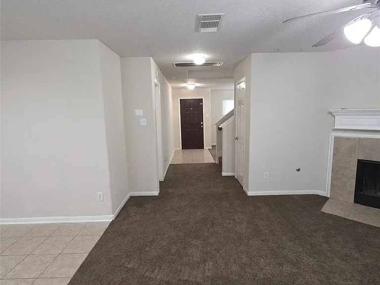 17711 Barton Point Ln — Photo 17