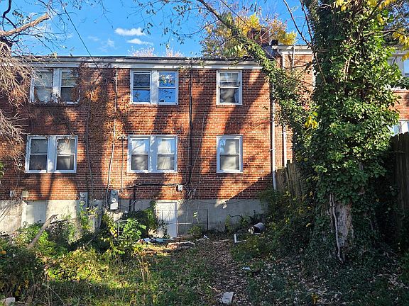 2nd image of 5638 Midwood Ave