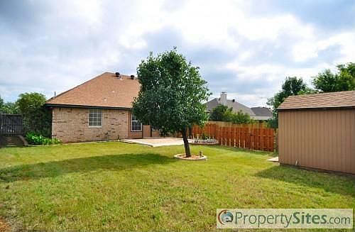 4th image of 2517 John Dr