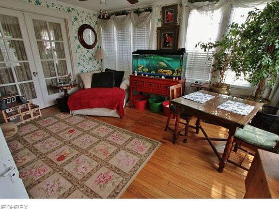 4th image of 730 Fairmont Ave
