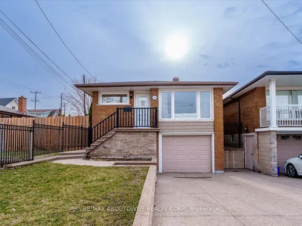 106 Beland Ave N, Hamilton, ON L8H 6C1
