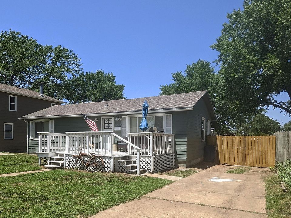 1600 NW 4th St, Abilene, KS 67410 Zillow