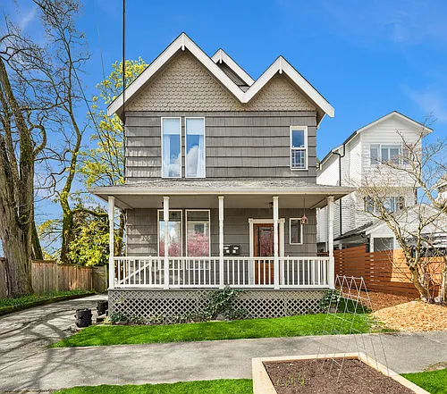 205 17th Ave #C Photo 1