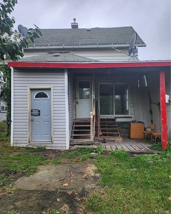 2nd image of 405 N 3rd Ave