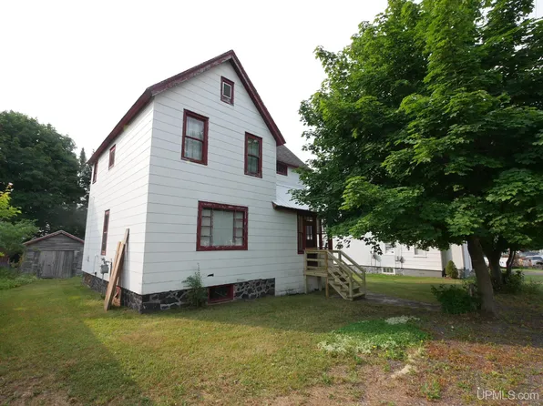 56256 Union St, Calumet, MI 49913