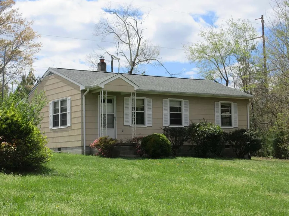 5228 Bill Tuck Hwy