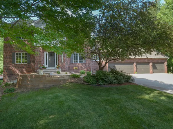 15847 Zumbrota St NE, Ham Lake, MN 55304