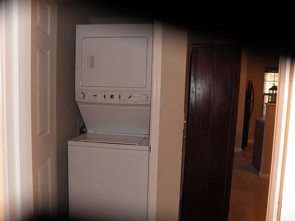 washer/dryer in unit