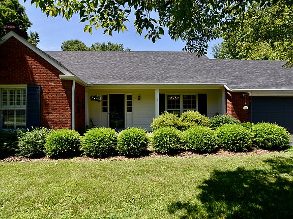 Attached 2-car garage.