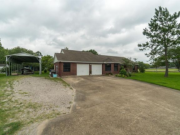 3rd image of 3400 Meadowlark Ln
