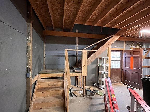 4th image of 0 Ballard St