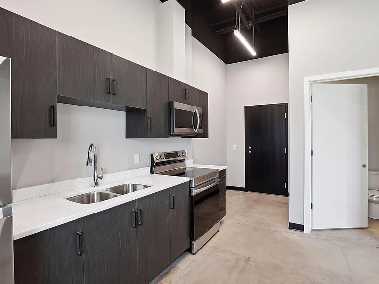 9th St Lofts — Photo 9