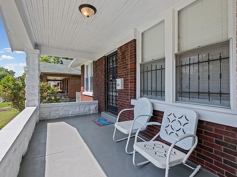 Listing photo 4
