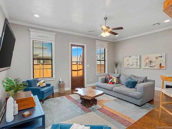 3rd image of 1550 Lacadie Dr Unit 13