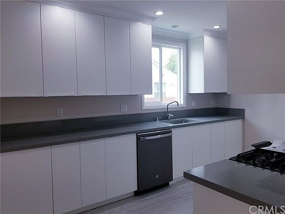 5th image of 309 N Maplewood Ave