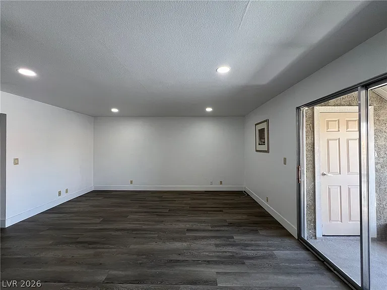 5080 Indian River Dr #360 — Photo 9