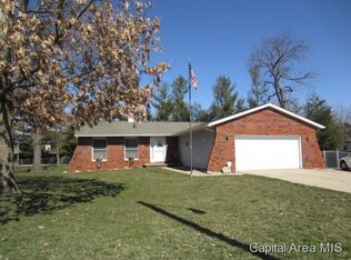 101 W Exeter Ct, Springfield, IL 62704