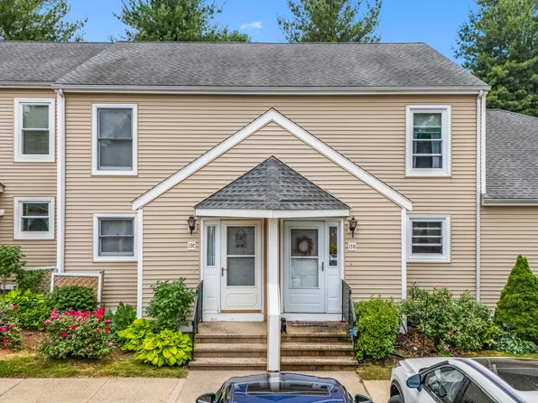 13 The Hamlet APT B, Enfield, CT 06082