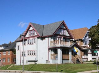 1403 N 52nd St #1405, Milwaukee, WI 53208