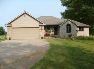 736 N Eight Mile Rd, Midland, MI 48640