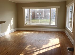 938 N Church St, Rockford, IL 61103
