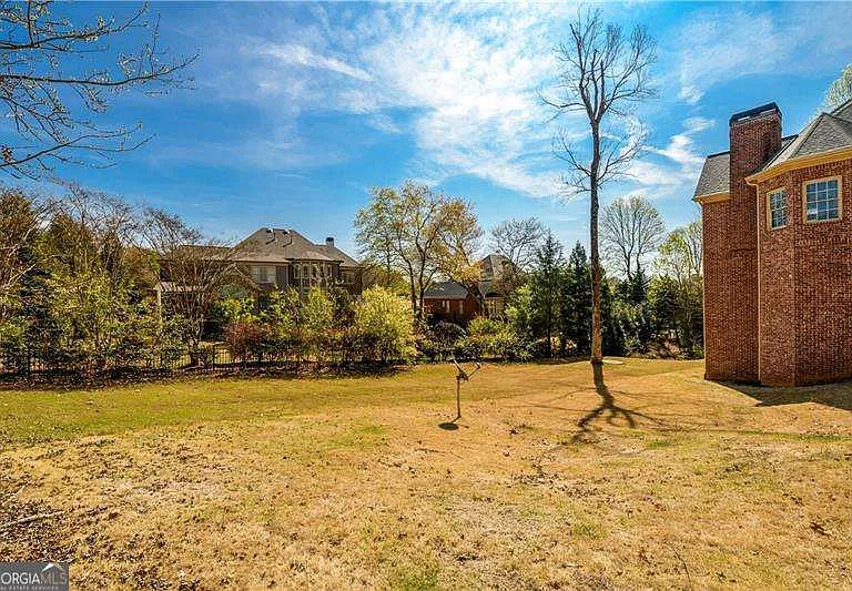 2770 Shumard Oak Dr — Photo 48