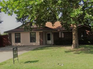 305 Elmwood Dr, Woodway, TX 76712