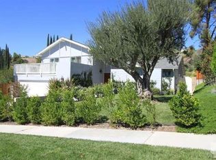 16715 Bainbury St, Santa Clarita, CA 91387