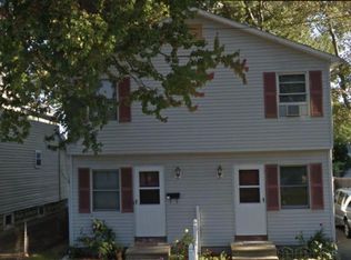 55 Victoria St, Springfield, MA 01104