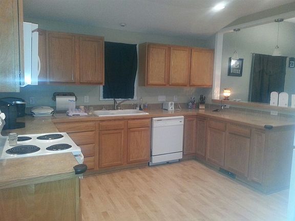 2nd image of 1226 N B St
