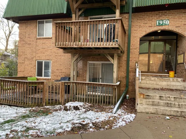 1950 Tall Oaks Dr APT 1B, Aurora, IL 60505