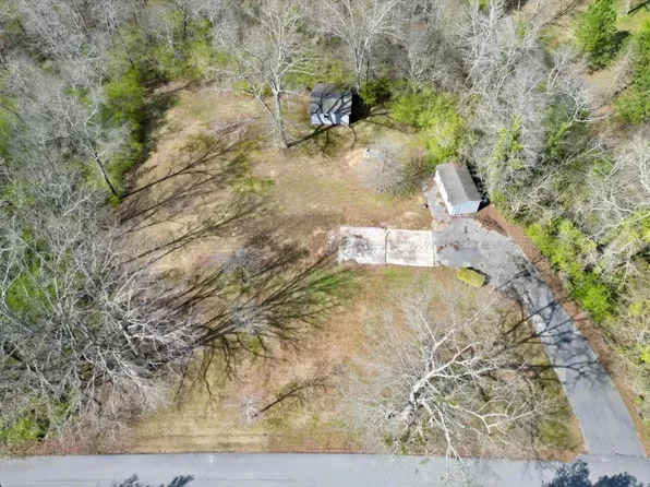 92 Elizabeth Ave, Phil Campbell, AL 35581