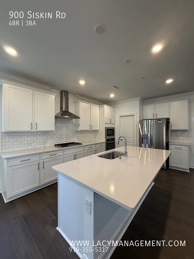 4 bed, 3.0 bath, 2554 sqft, $2,495 — Photo 4