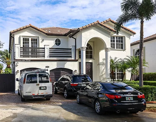 16473 SW 59th Ter Photo 1