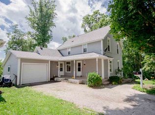 302 W Main St, Albion, IN 46701