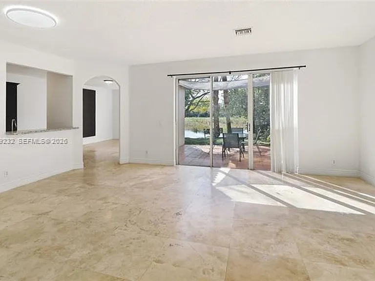 13212 NW 8th St #Townhouse 13212 — Photo 7