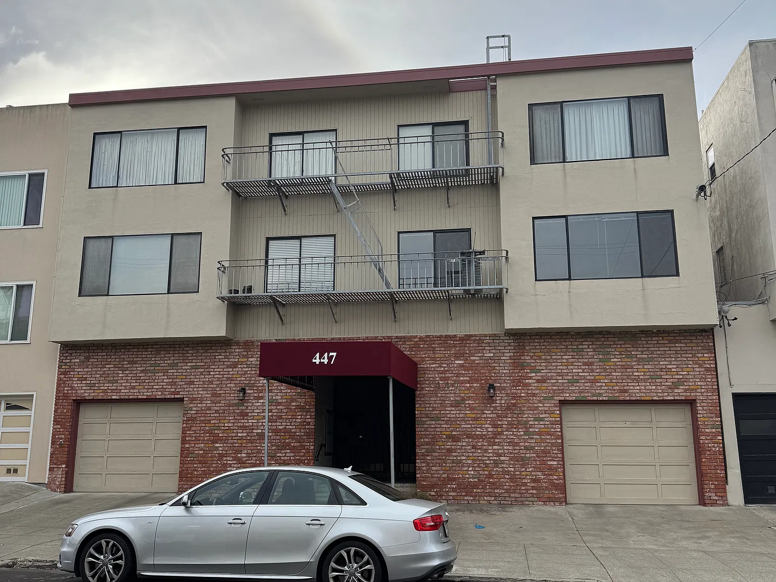 2 bed, 935 sqft, $5,495 — Photo 1