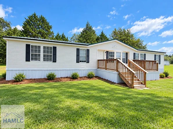 2879 W 15th St, Hinesville, GA 31313
