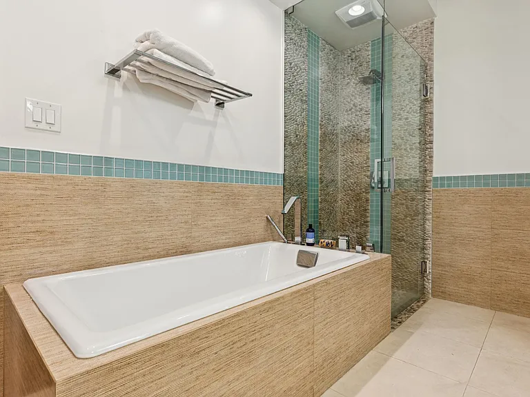1819 Zinfandel Ln — Photo 15