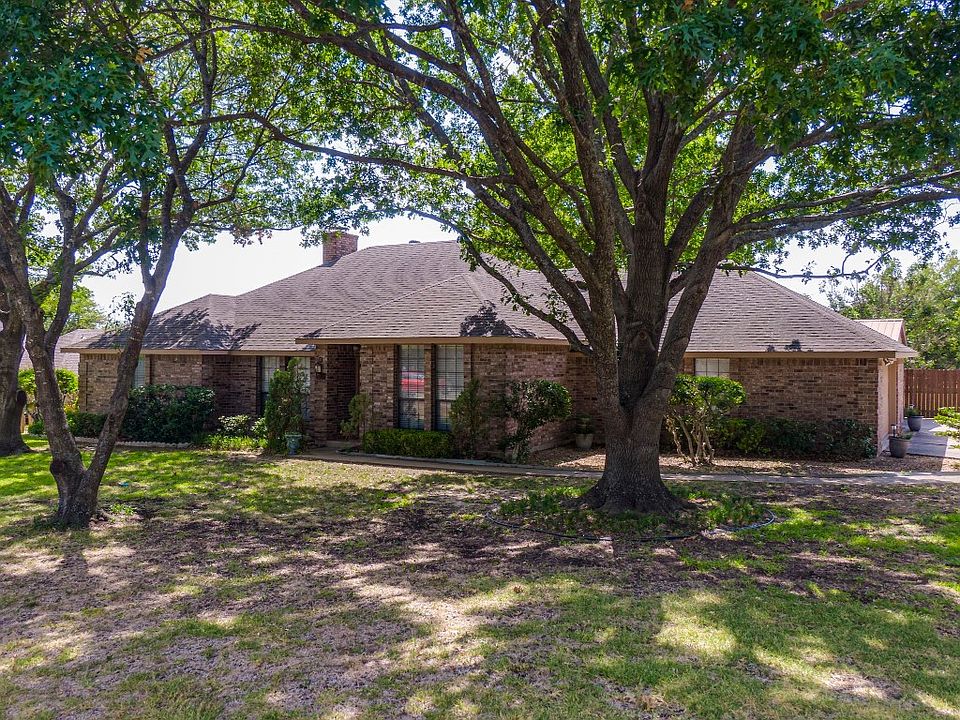 1st image of 505 Roaring Creek Dr