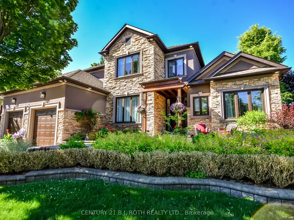 140 Wildwood Trl, Barrie, ON L4N 7Z7