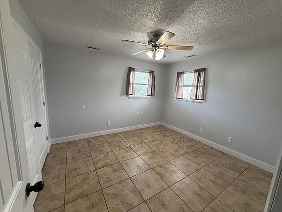 4th image of 217 S Galena Ave