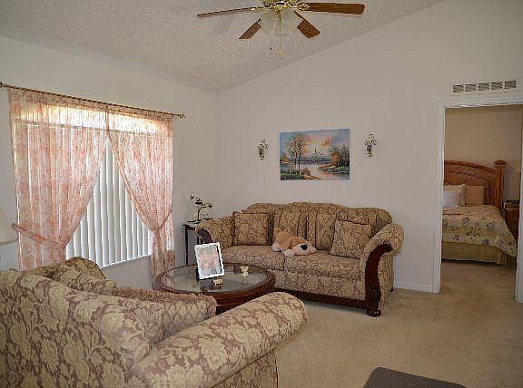 3rd image of 21 Renworth Ln