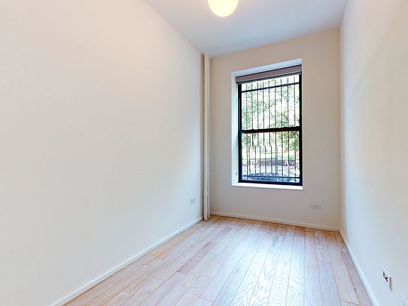 4th image of 472 Central Park W APT 1A