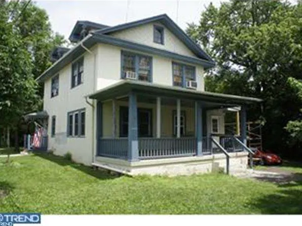 24 E 1st Ave, Collegeville, PA 19426